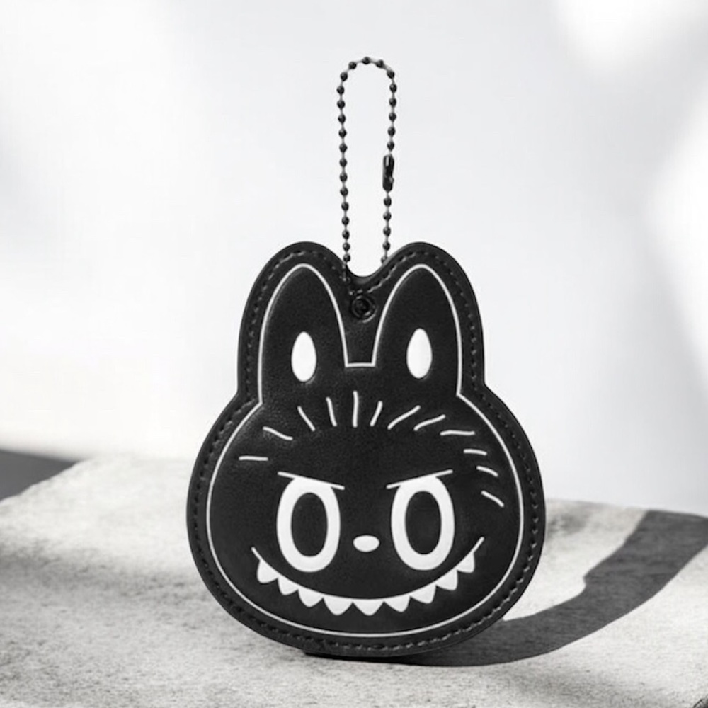 Pop Mart 10th Anniversary Exhibit Shanghai Exclusive- Mirror Pendant - Picture 4 of 9